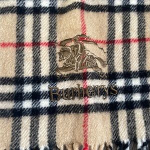 Burberry shawl/scarf